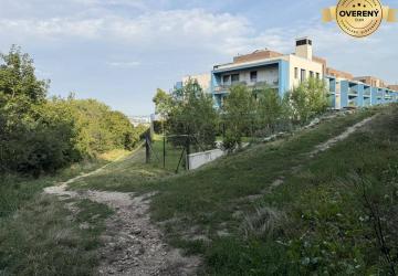 Reality Nová cena ! Stavebný pozemok pre investíciu alebo rekreáciu.