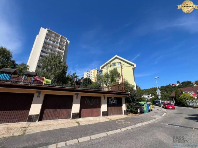 Reality Prenájom garáže 19 m2 na Kramároch, Guothova ulica