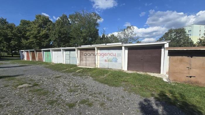 Reality Ponúkame exkluzívne na predaj garáž v Tlmačoch - Lipník