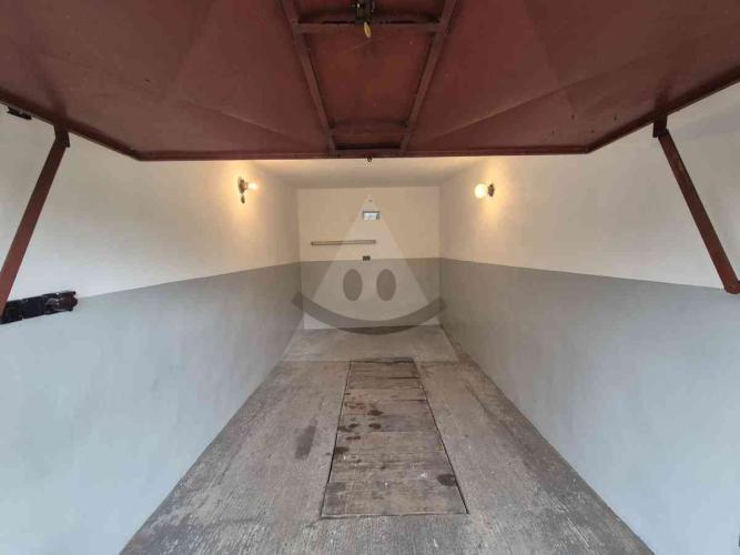 Reality Samostatne stojaca garáž, Komárno, Letecké pole, Orechový rad