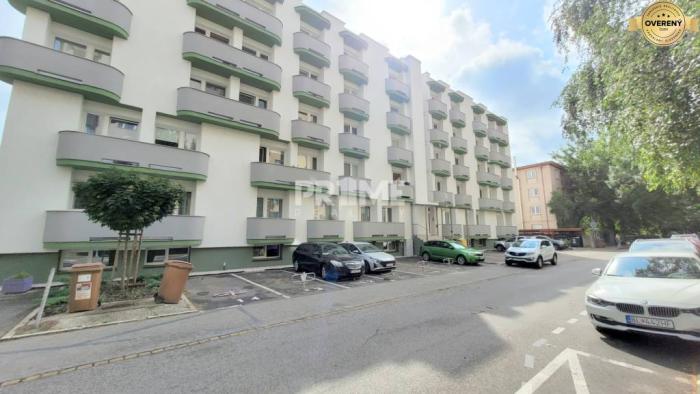 Reality VONKAJŠIE PARKOVACIE MIESTO, Ondavská ulica, Ružinov