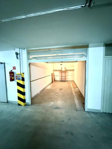 Reality Samostatne uzamykatelna garaz v podzemnej garazi - Ruzinov