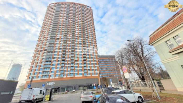 Reality PRENÁJOM - VNÚTORNÉ PARKOVACIE STÁTIE, KLINGERKA, Súkennícka ulica