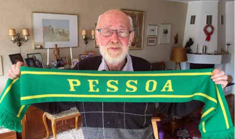 Foto av Kolbein Falkeid med et Pessoa-skjerf.