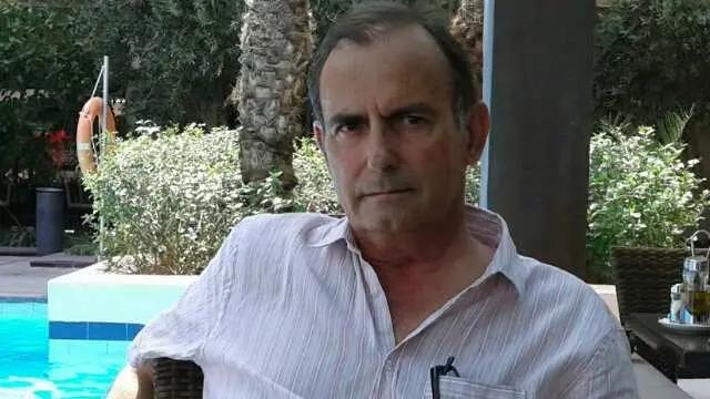 Stroncato da un infarto a Barcellona: è stato anche sindaco di Fonni ed era padre dell’attuale sindaca Daniela. Ha contr...
