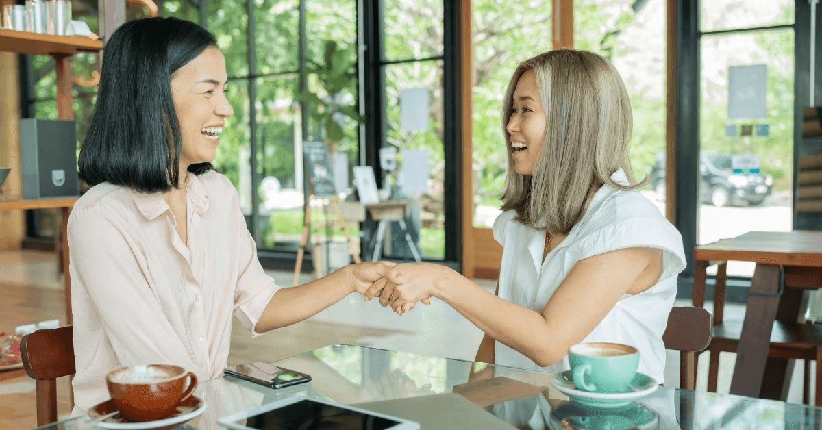 Illustration for: A Definitive Guide on How to Choose the Perfect Apps for School Communication