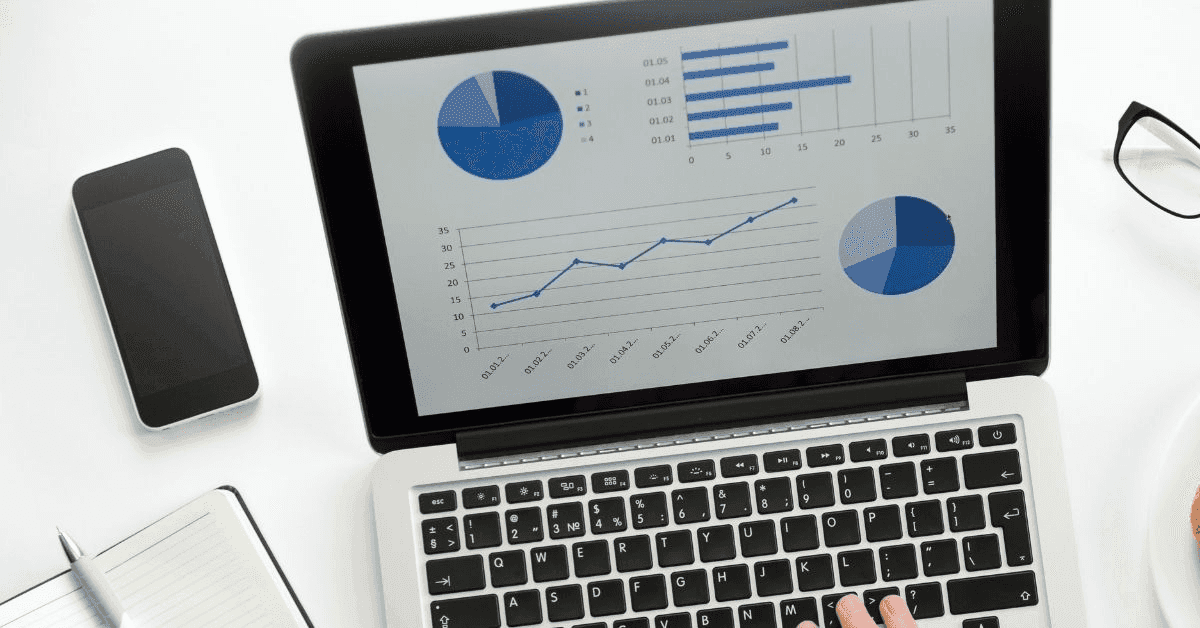 Illustration for: A Definitive Guide on How to Choose the Perfect Apps for School Communication