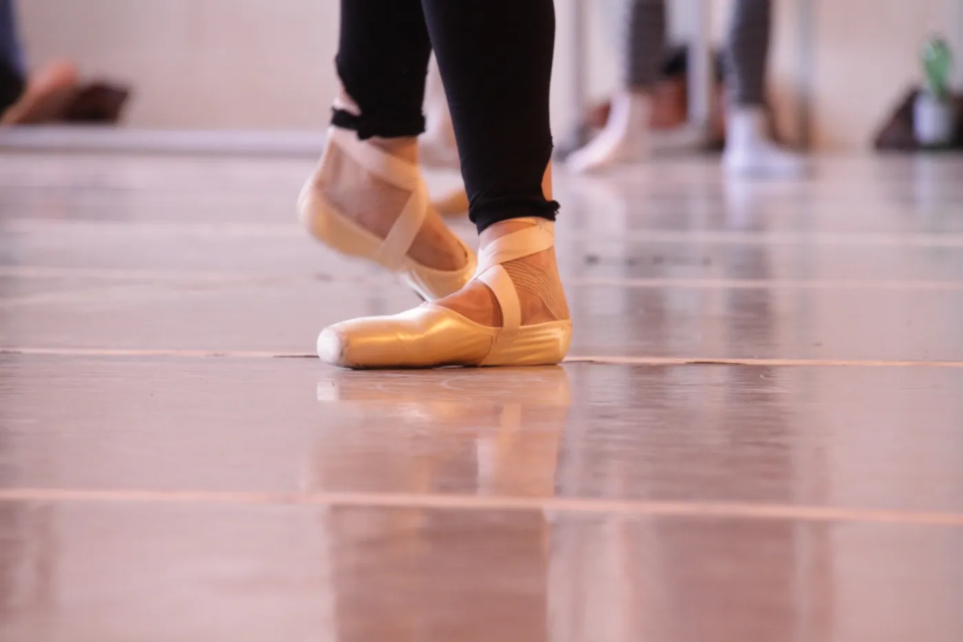 «Au début, j'ai coupé les chaussons pour examiner leur structure»