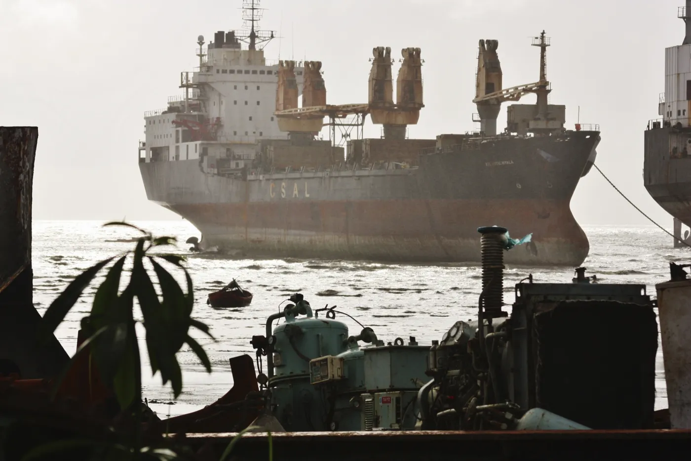 Dans la Chittagong secrète, l'abattoir des navires (1/3)