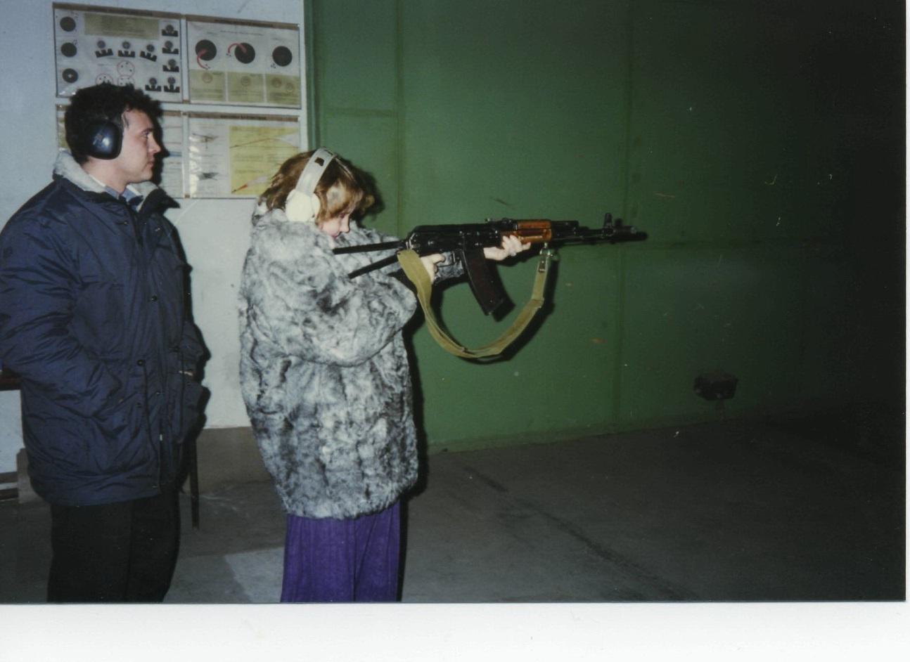 Les membres de l'Unité 10'003, même non militaires, suivaient une formation basique au combat.