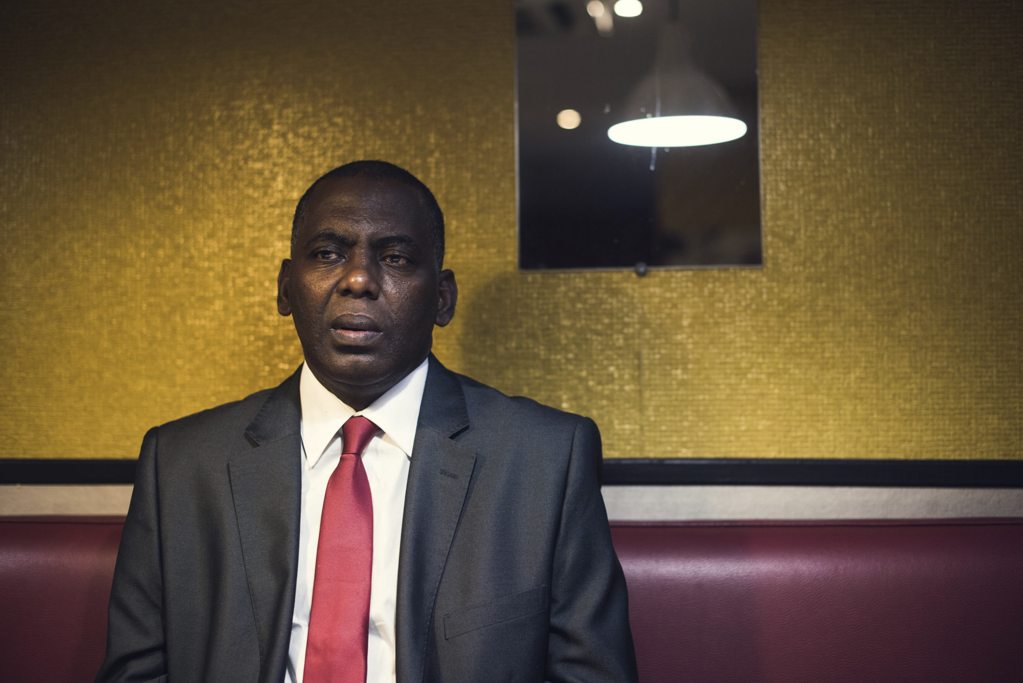 Biram Dah Abeid lors de sa tournée européenne de sensibilisation contre l'esclavage. Paris, novembre 2016. 