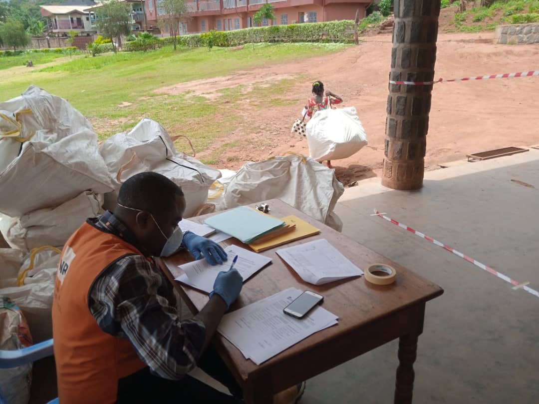 Beneficiaries collecting NFI kits at time  NW region _done by NRC