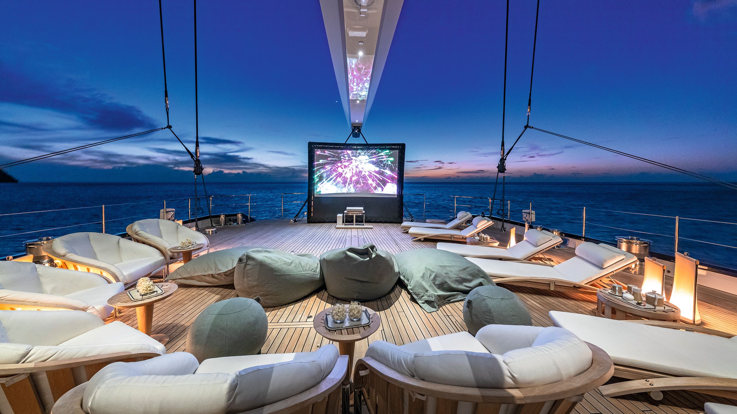 Outdoor cinema on the deck