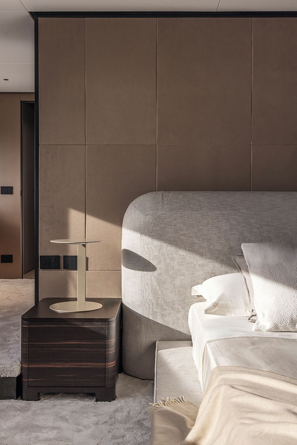 Neutral colour scheme of bedroom