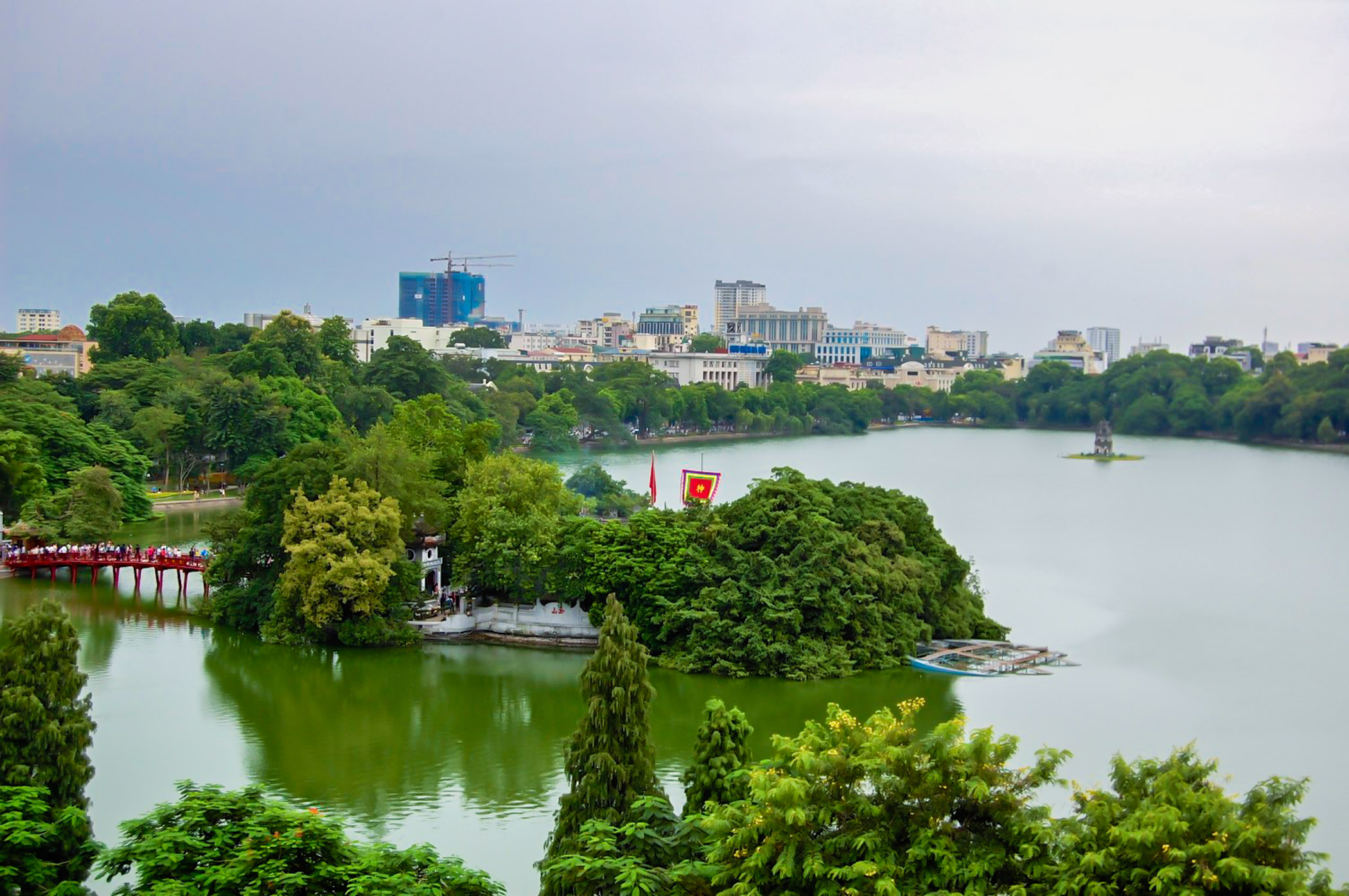 Hoan Kiem Lake