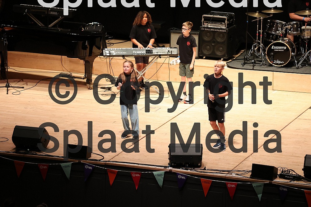 Living Glory Bourne Westfield Rock Band > MFY National Festival 2023