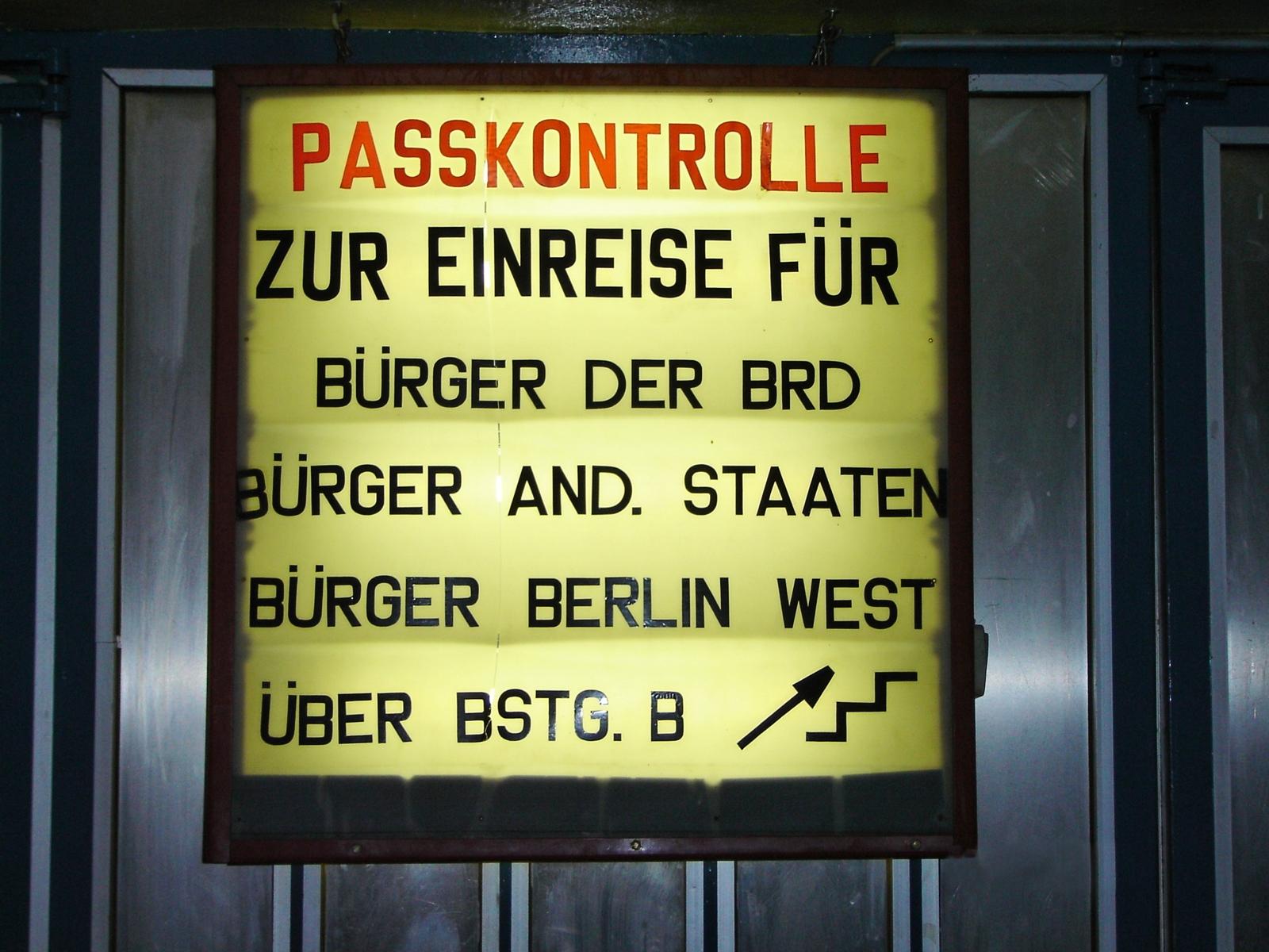 Hier und drueben 2 - alt