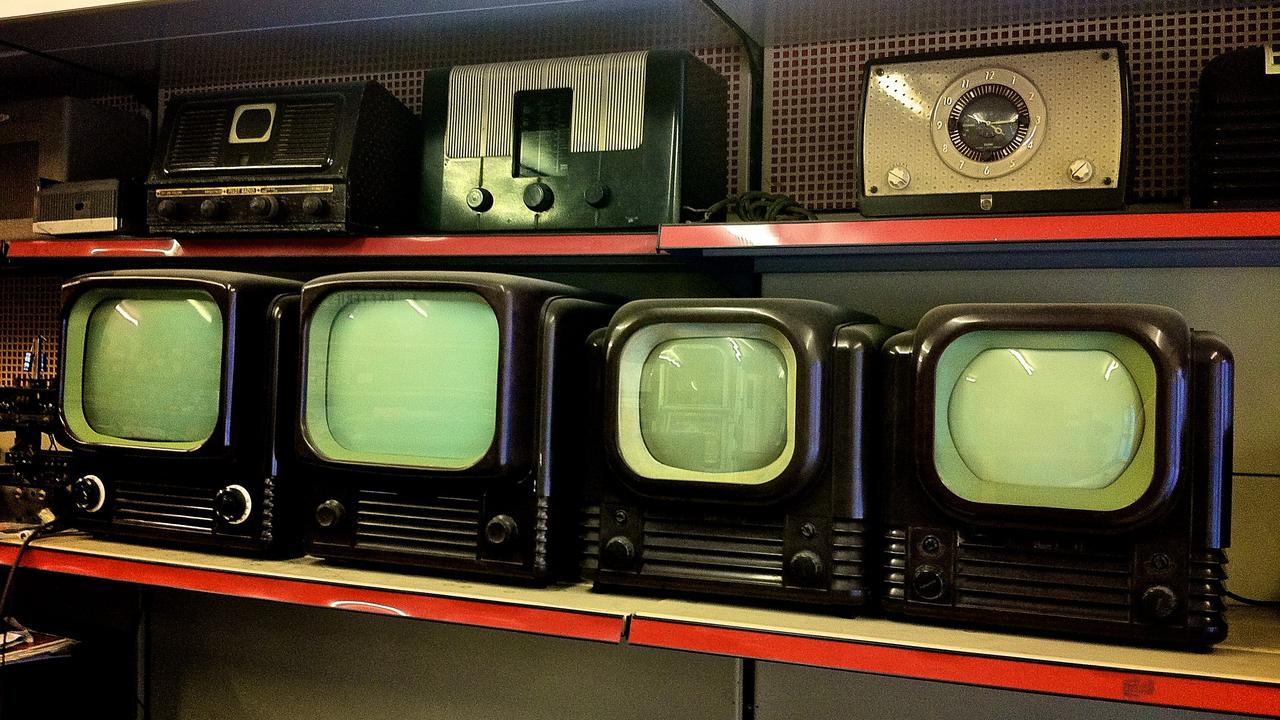 TV Mike Paradinas