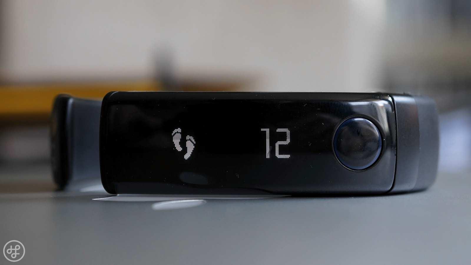 Lifeband Touch Lead