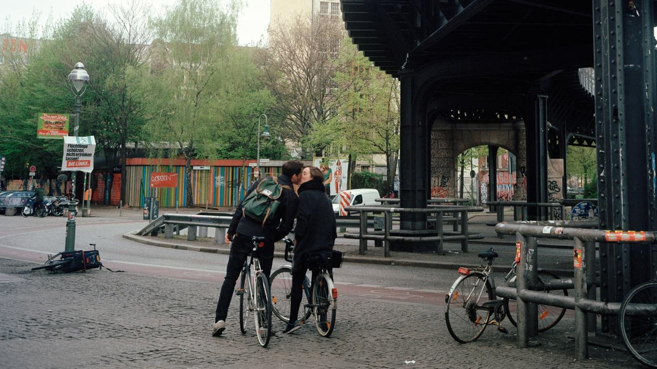 Auf Dem Weg 07012015 - Kuss - leadnew