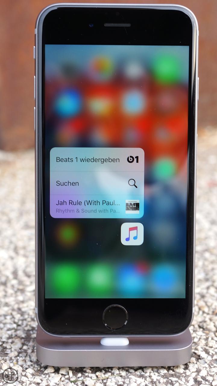 iPhone 6s 04