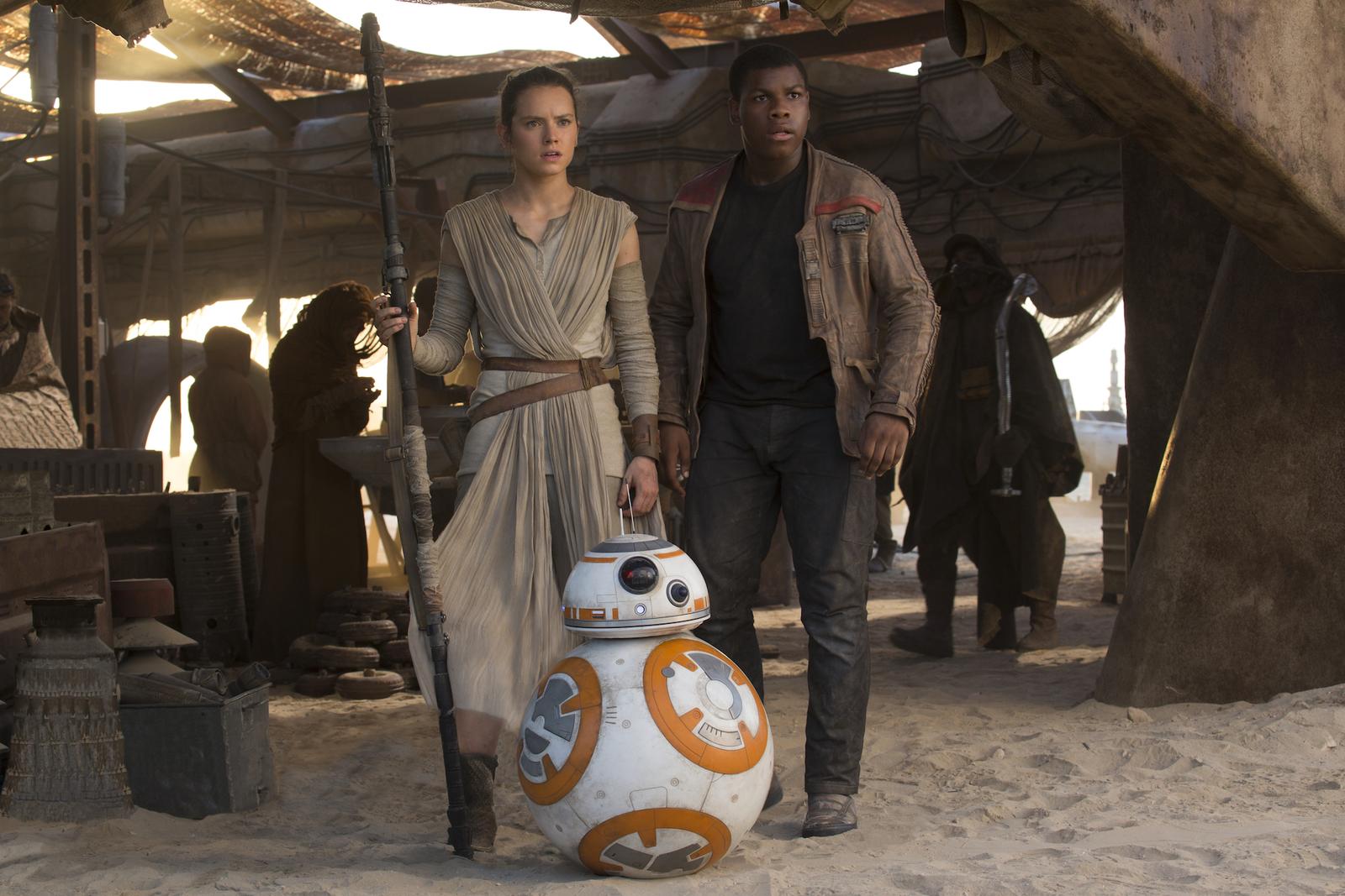 Star Wars Episode 7 Trio mit Wüste