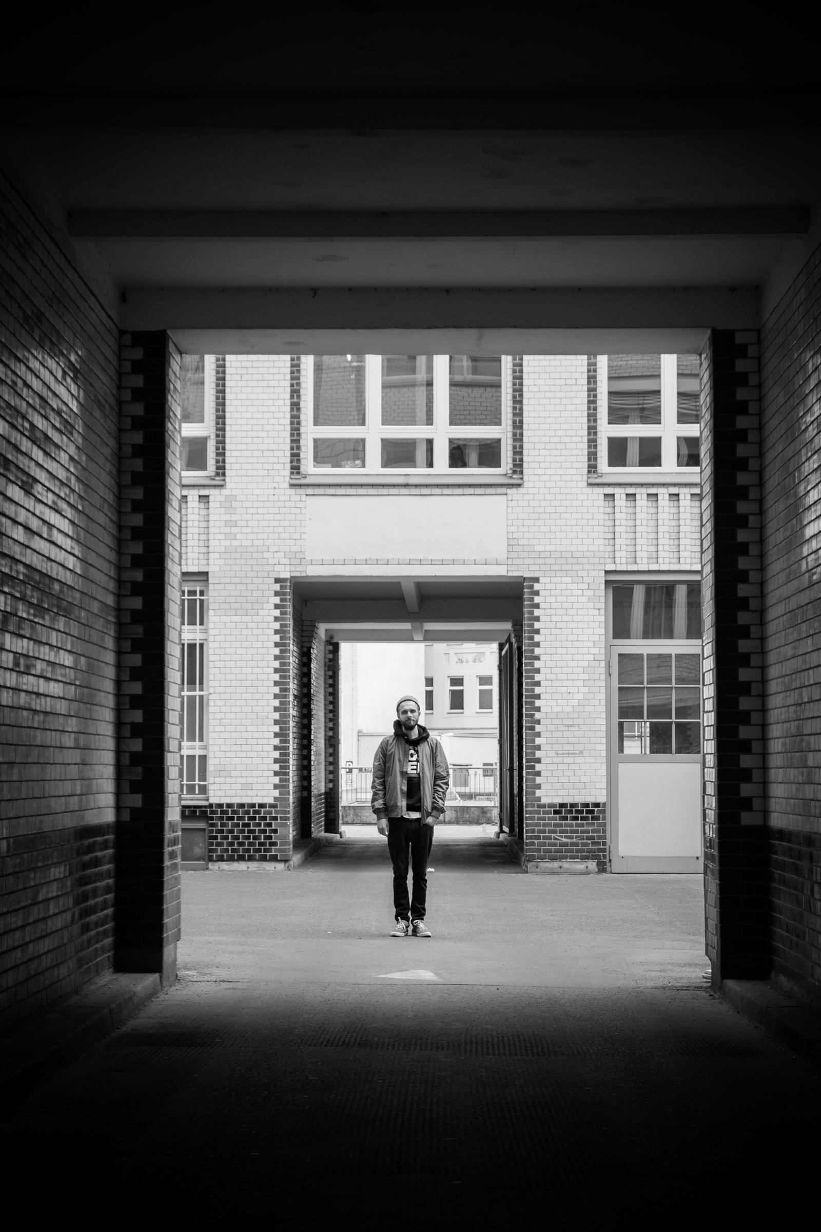 Filter Tapes 016 Glenn Astro Portrait hochkant SW