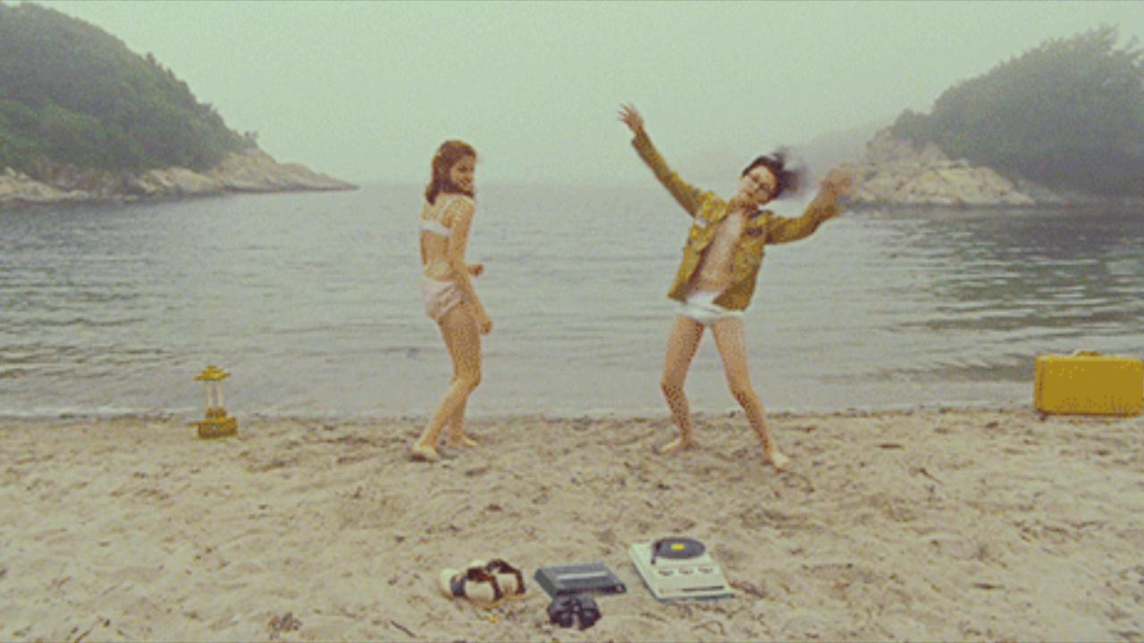 Wochenendwalkman wes anderson cover strand start