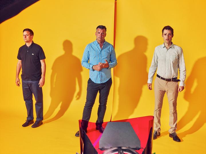 Battles Bandfoto Grant Cornett Gelb