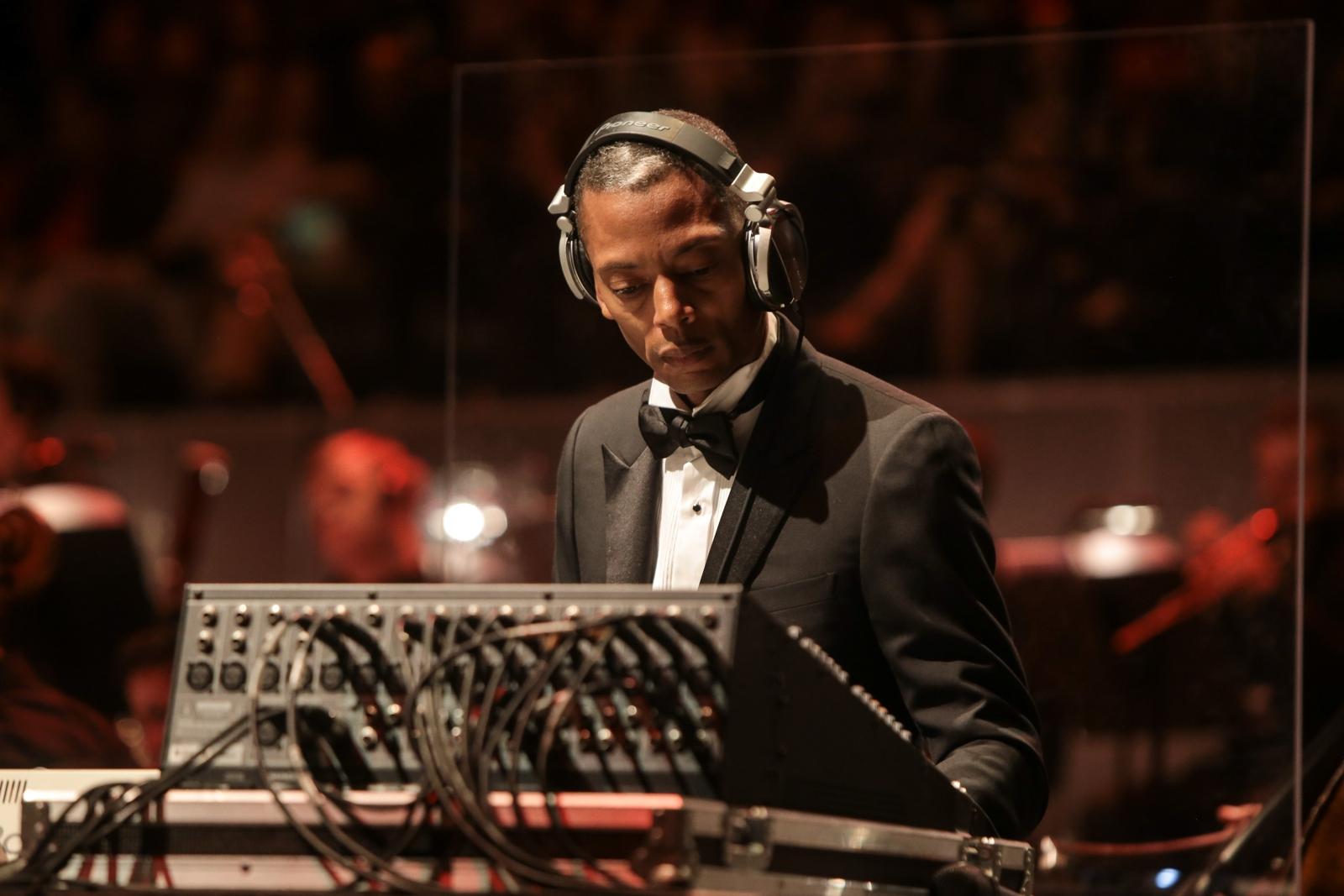 Jeff Mills lead FULL