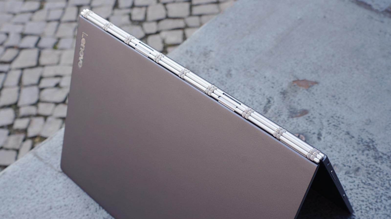 Yoga Book 03