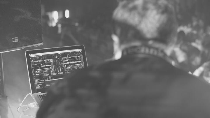 Apple Laptop Kommentar DJ