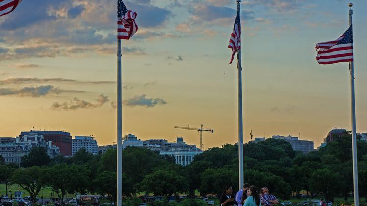 White House LL