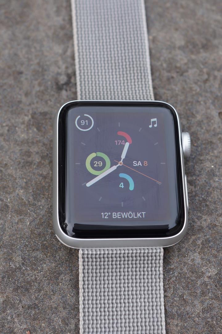 Review Apple Watch 2 04