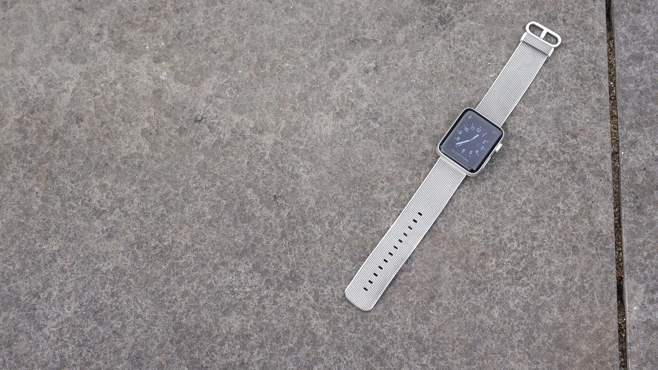 Review Apple Watch 2 - lead