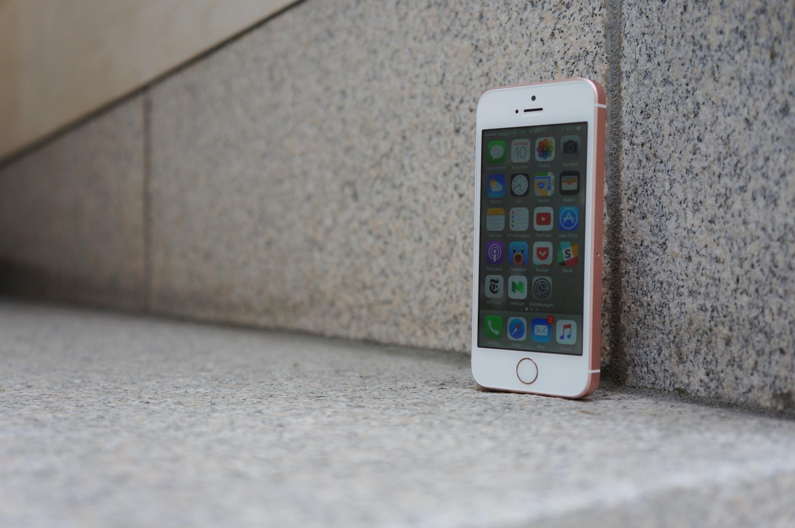 iPhone SE Review 04