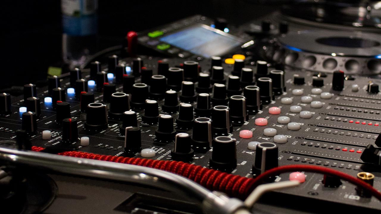 PlayDifferently-model-1-start