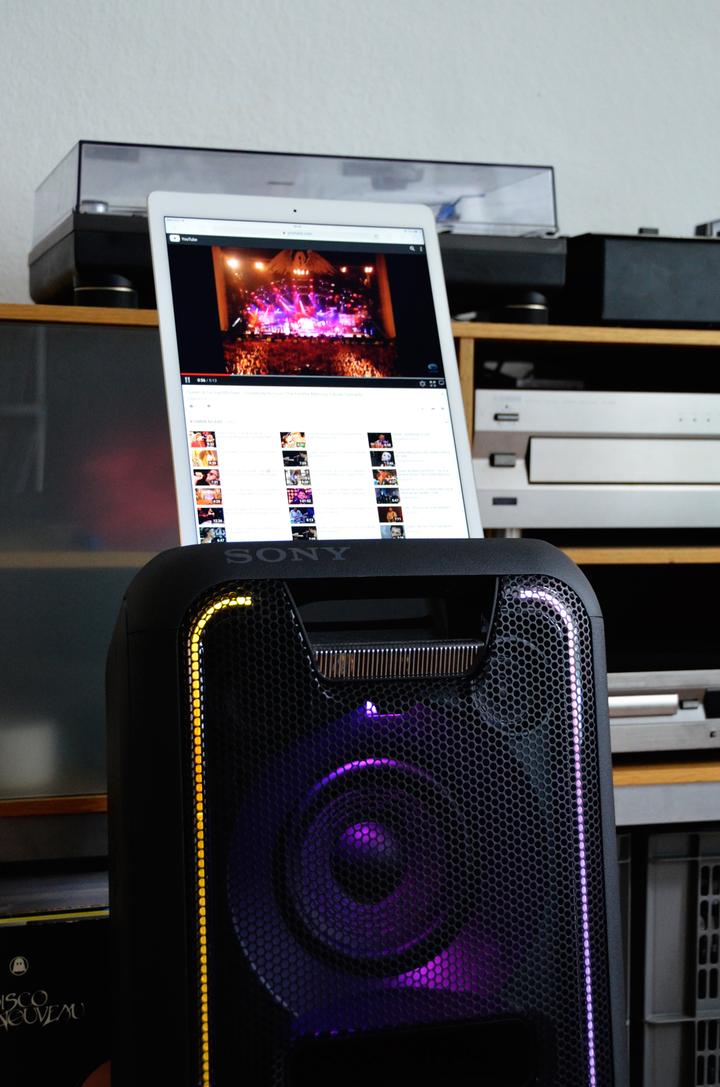 Sony Return of the Partykeller hochkant ipad 2