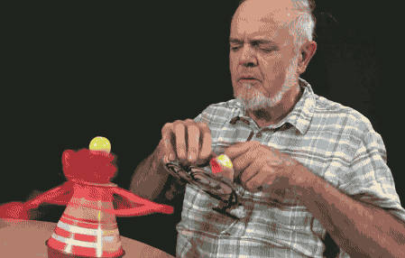 WWalkman-20082016-gif