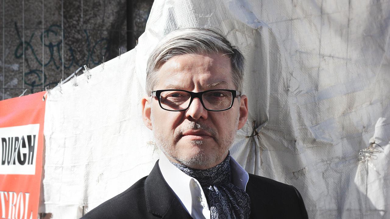 Wolfgang Voigt Start