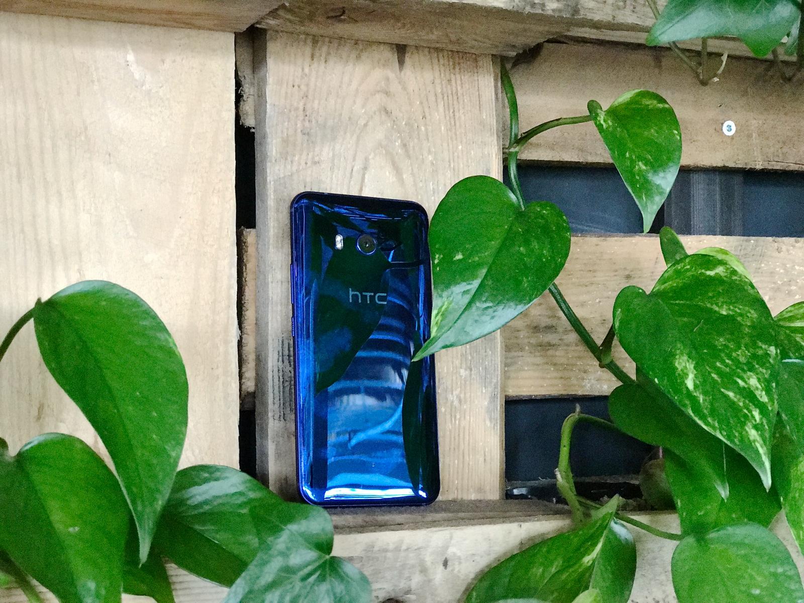 HTC U11 - 06