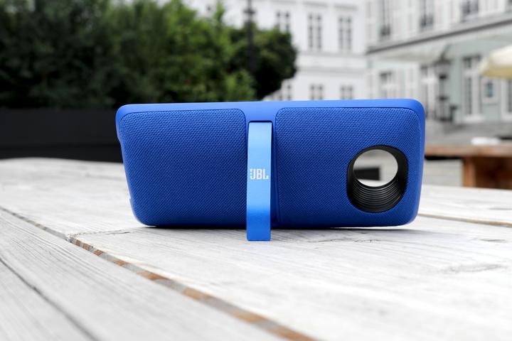 Moto Z2 Play JBL 1