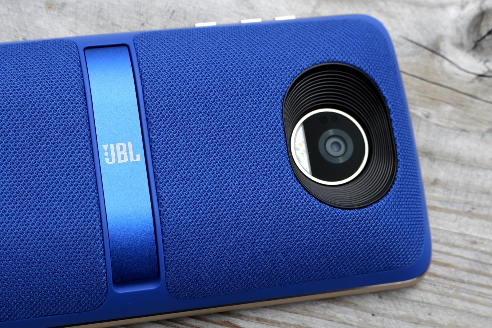 Moto Z2 Play JBL 3