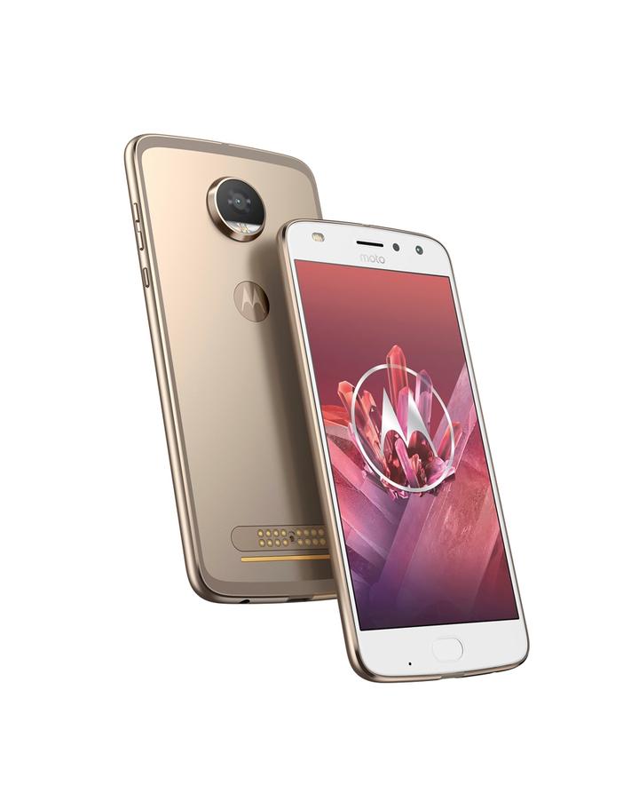 Moto Z2 Play Presse