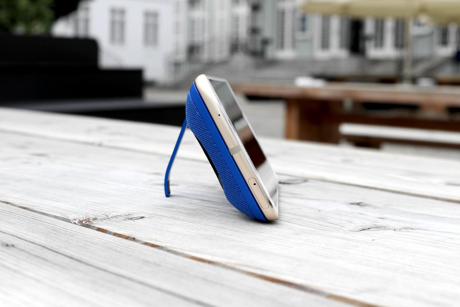Smartrphone Audio lede full