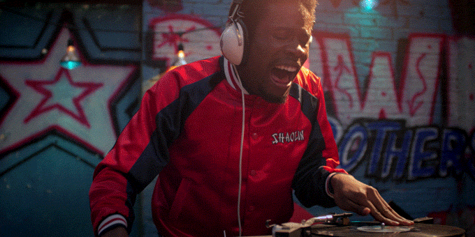 WWalkman-14042018-lede-gif