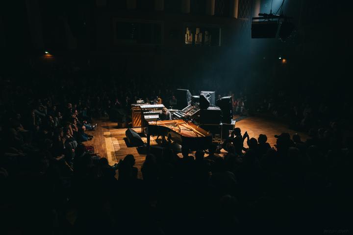 2018 — Nils Frahm live at Funkhaus Berlin - photo by Jerzy Wypych 02