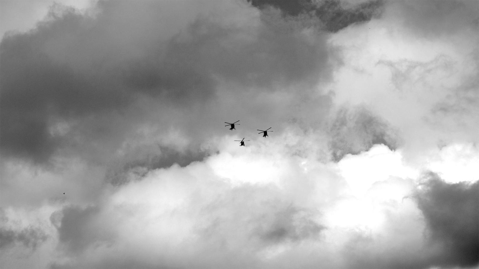 ambient revolts unten
