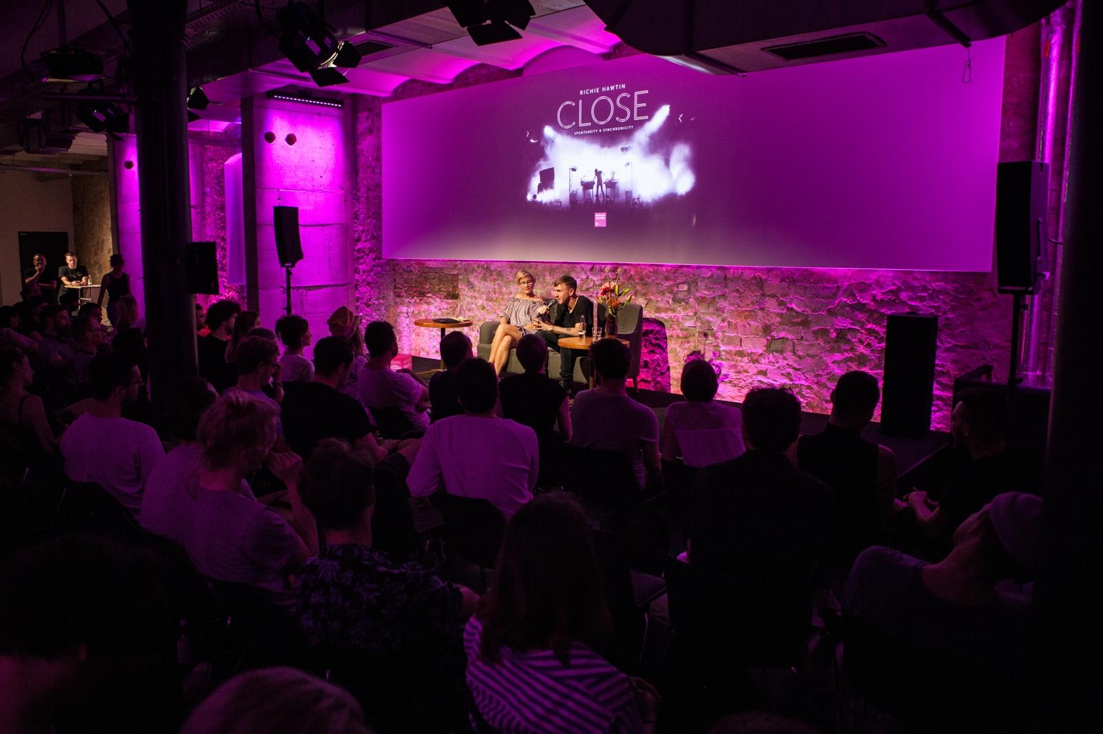 TEB Podcast Richie Hawtin und Gesine Kühne in der Factory Berlin