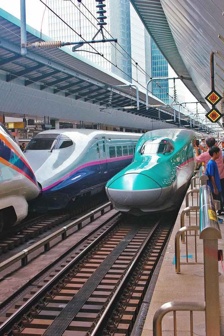 Sado Tokyo Shinkansen